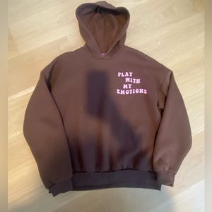 brown edikted sweatshirt